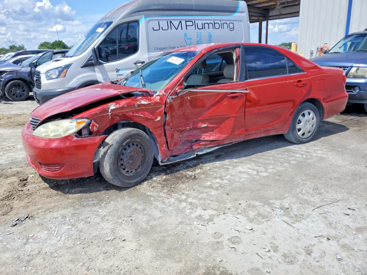Salvage Toyota Camry Image