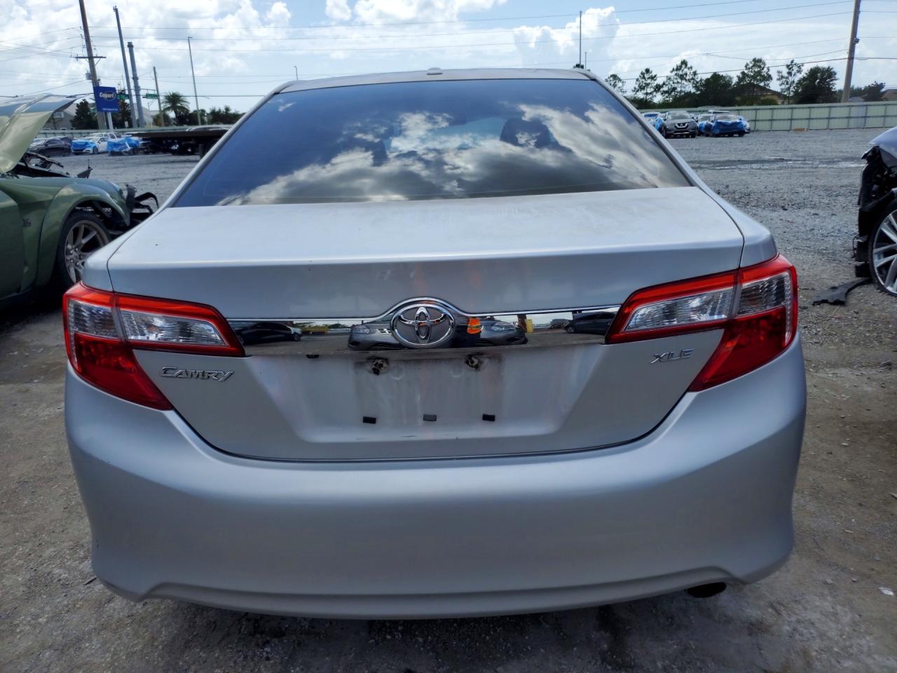 Toyota Camry Xle