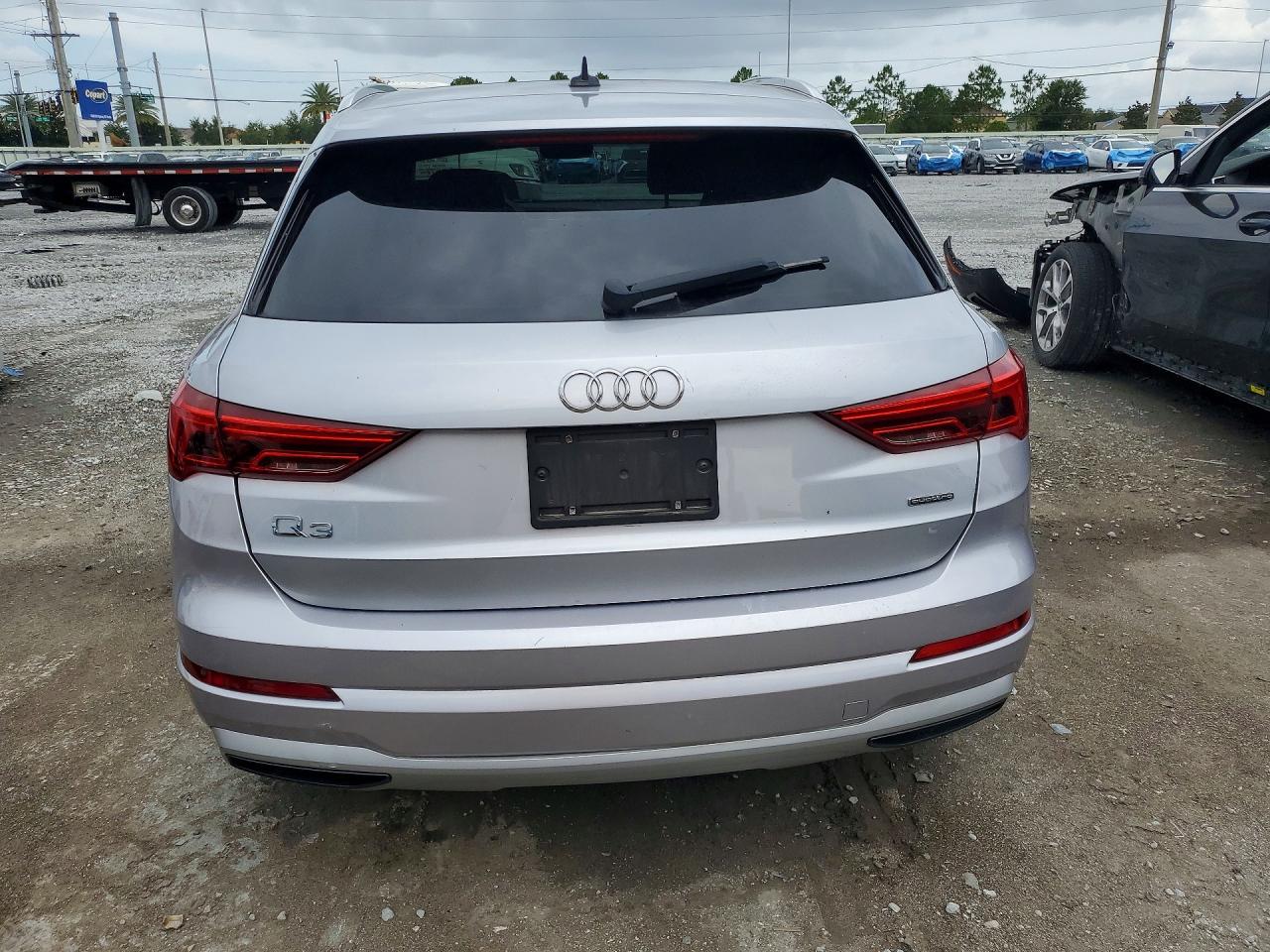 Audi Q3 Premium