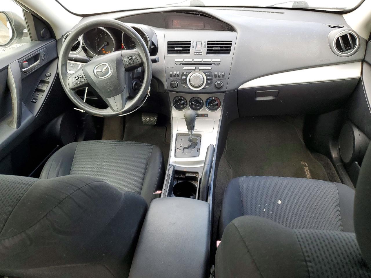 Mazda 3 I