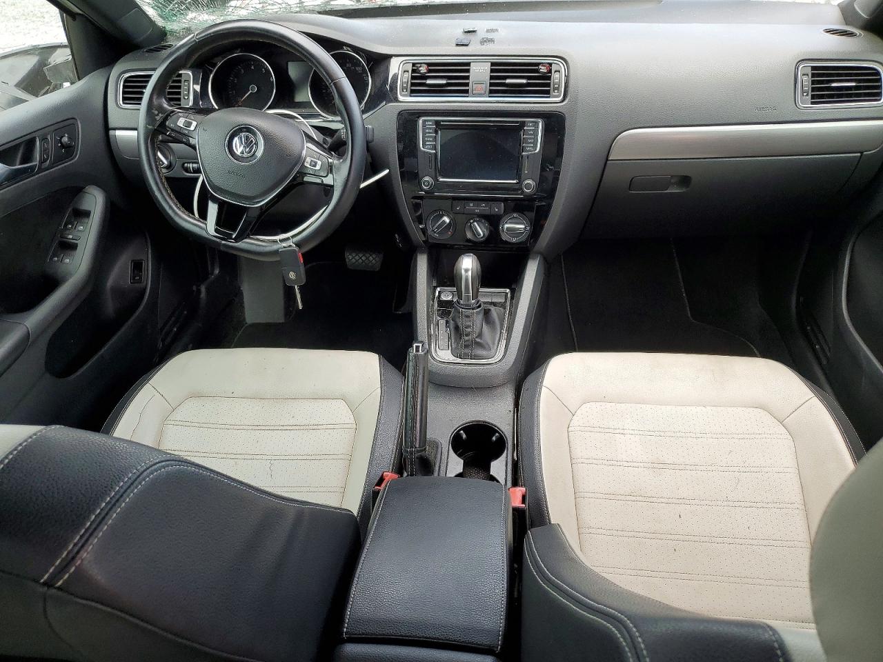 Volkswagen Jetta Sport