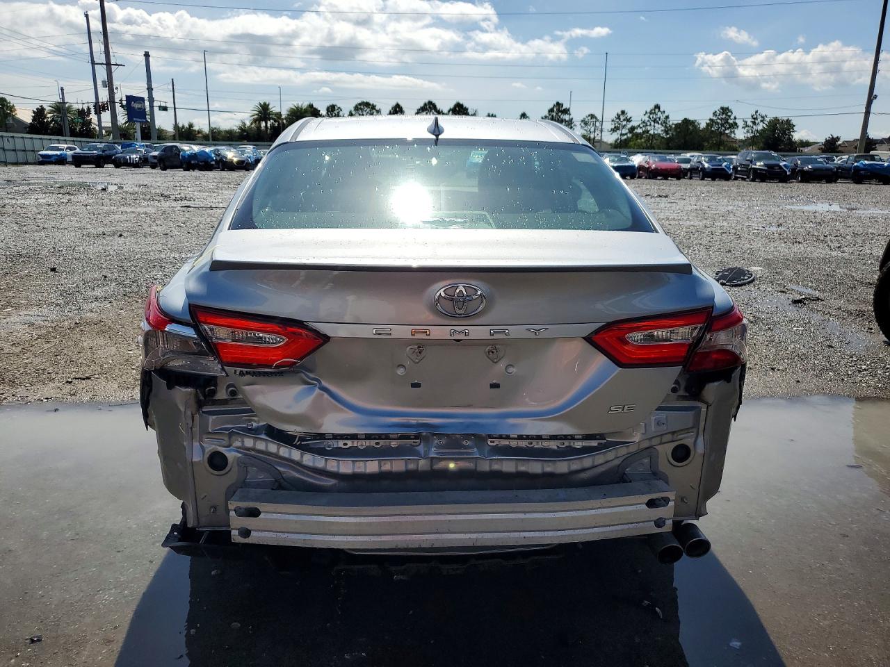 Toyota Camry Se