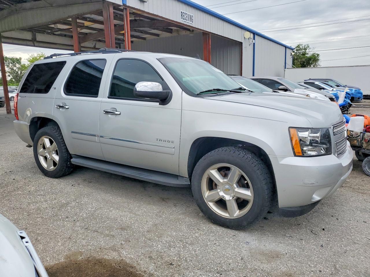 Chevrolet Tahoe C1500 Ltz
