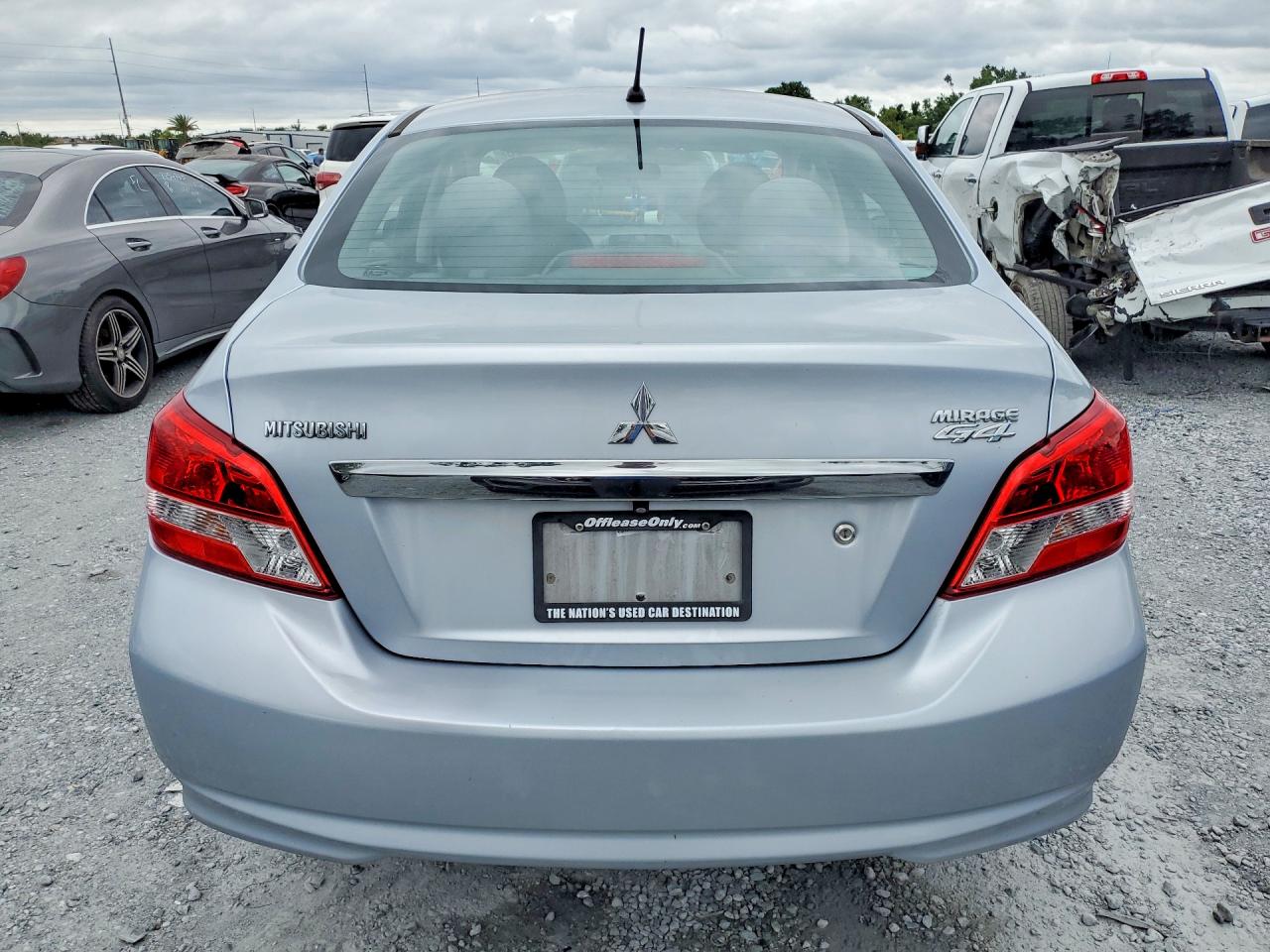 Mitsubishi Mirage G4 Es
