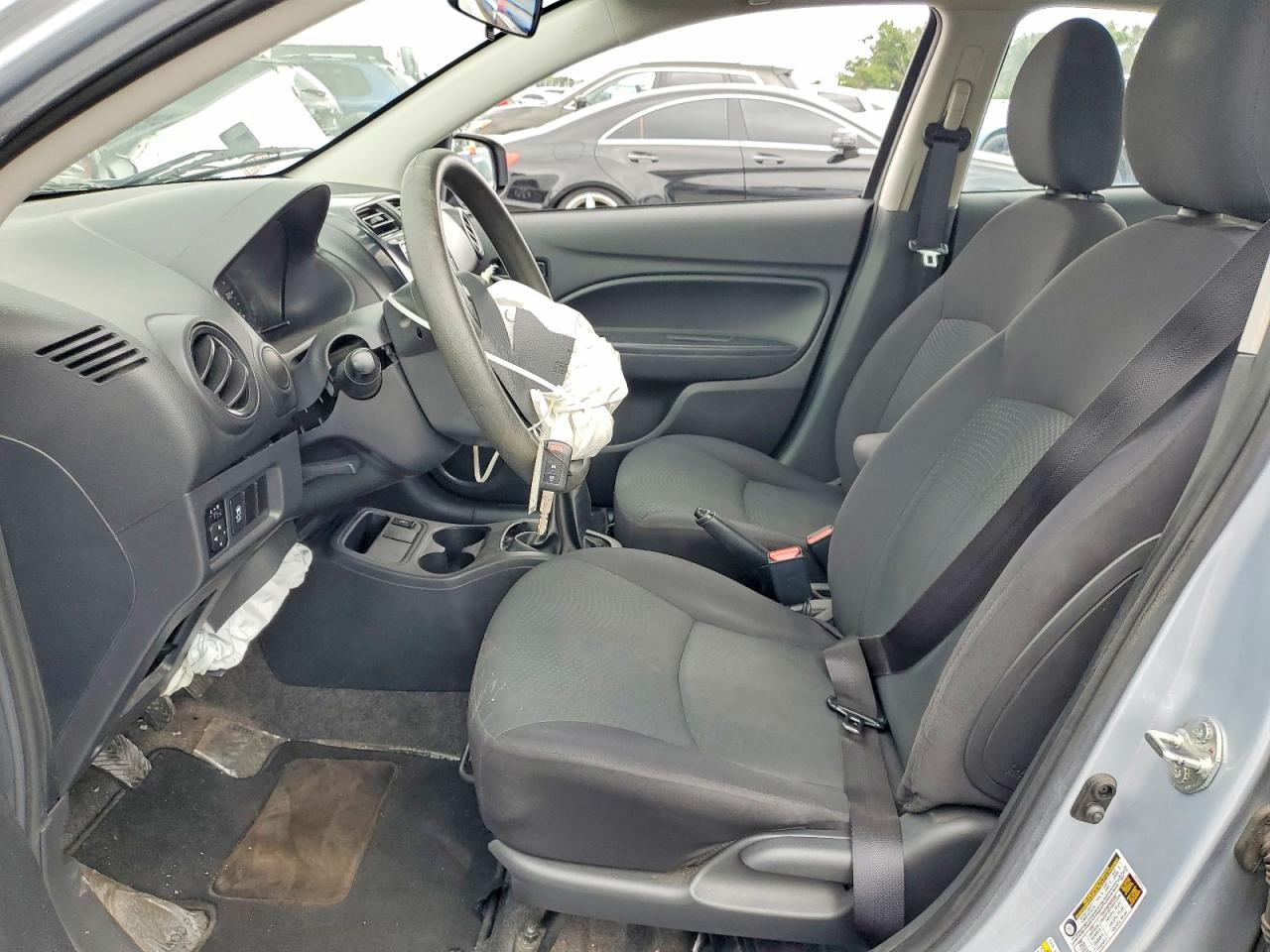 Mitsubishi Mirage G4 Es