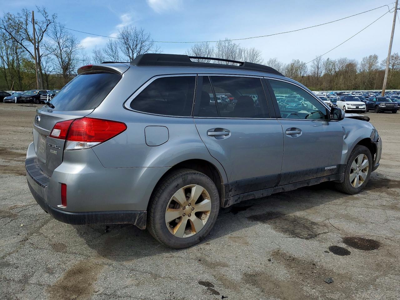 Subaru Outback 2.5i Premium