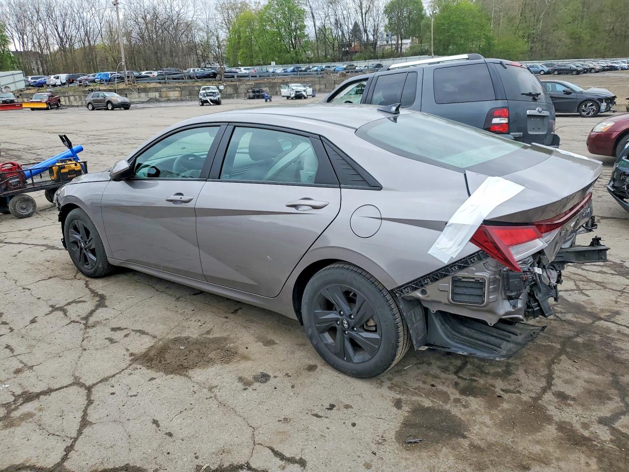 Hyundai ELANTRA Sel