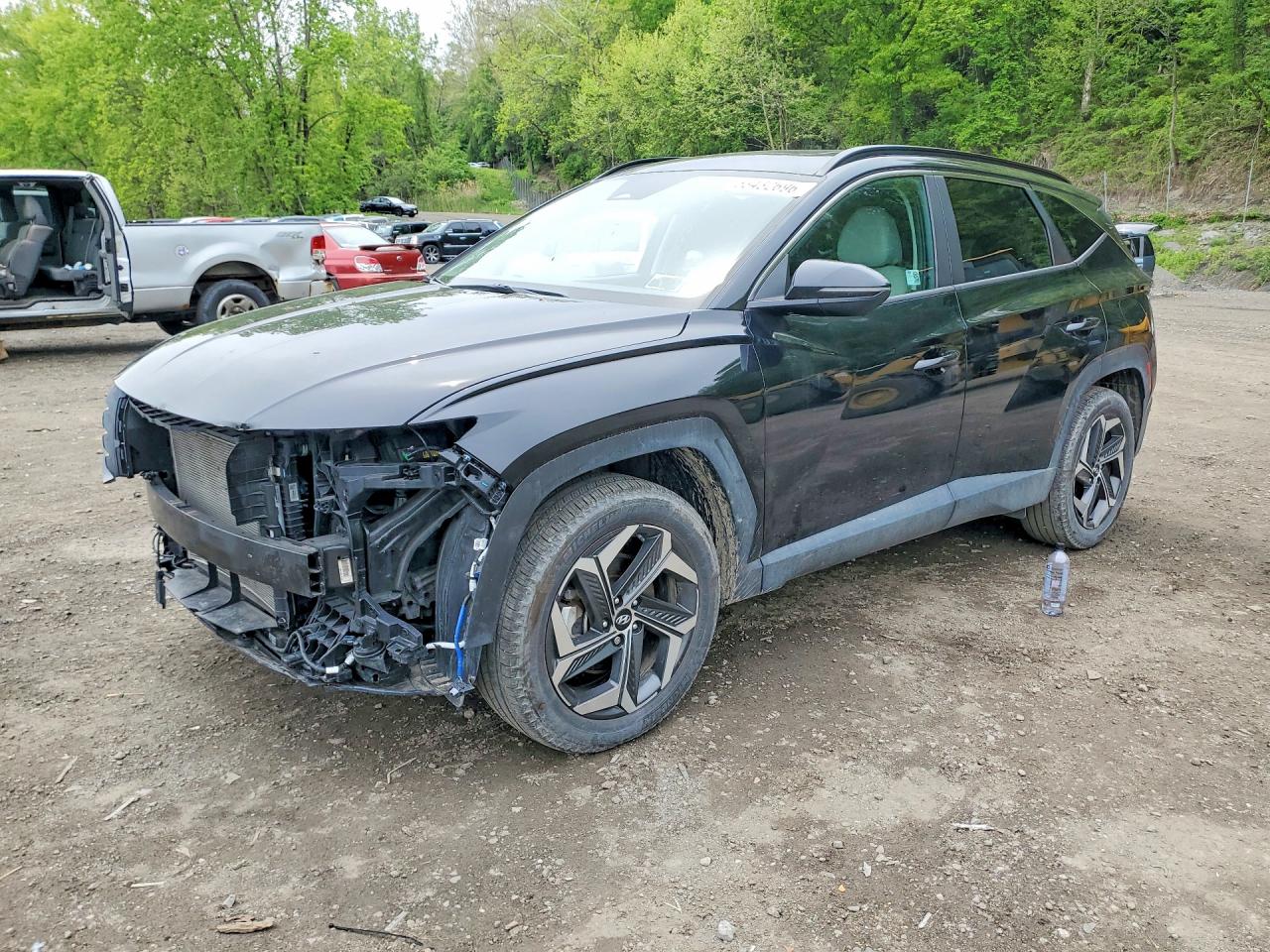 Salvage Hyundai TUCSON Image
