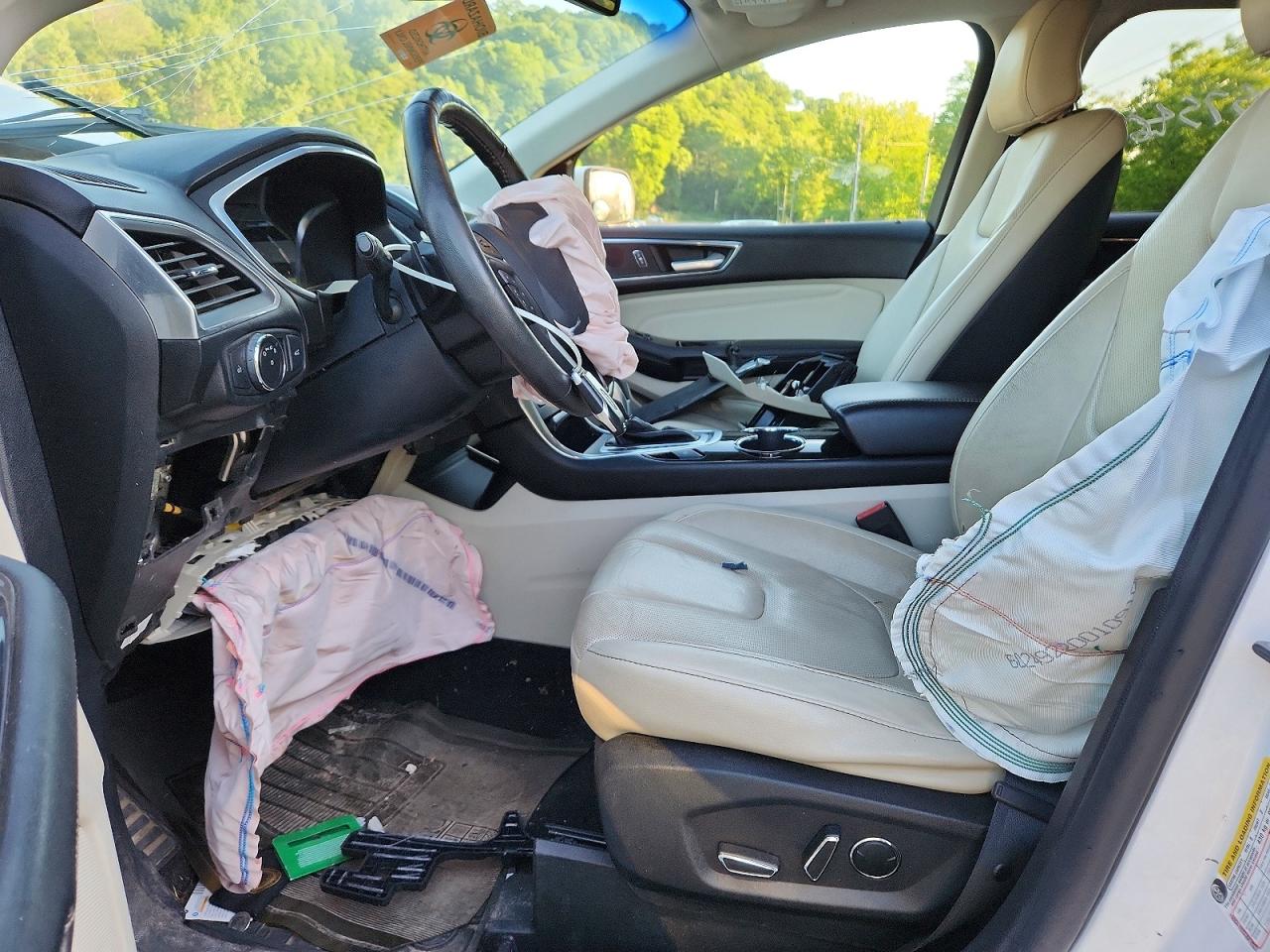 Ford Edge Titanium