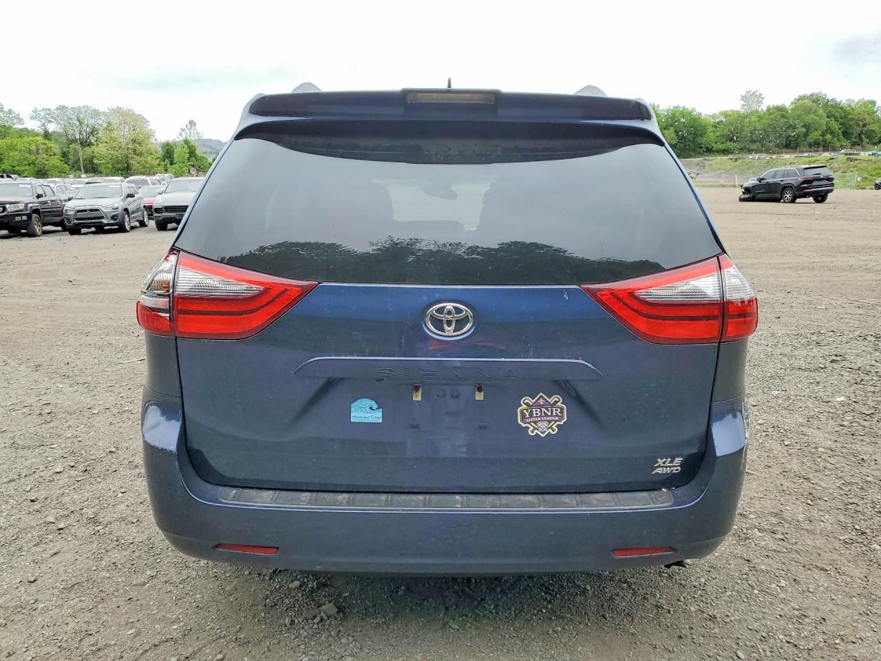 Toyota Sienna Xle 7-passenger