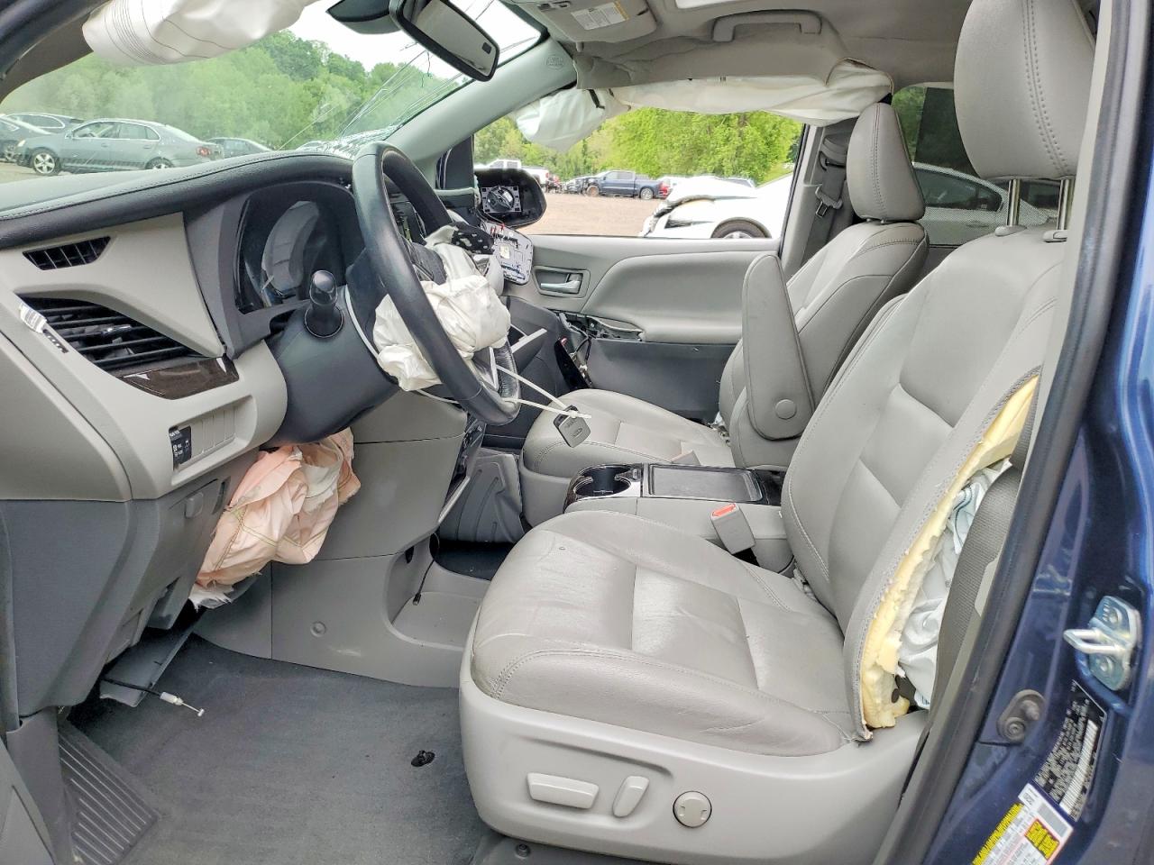 Toyota Sienna Xle 7-passenger