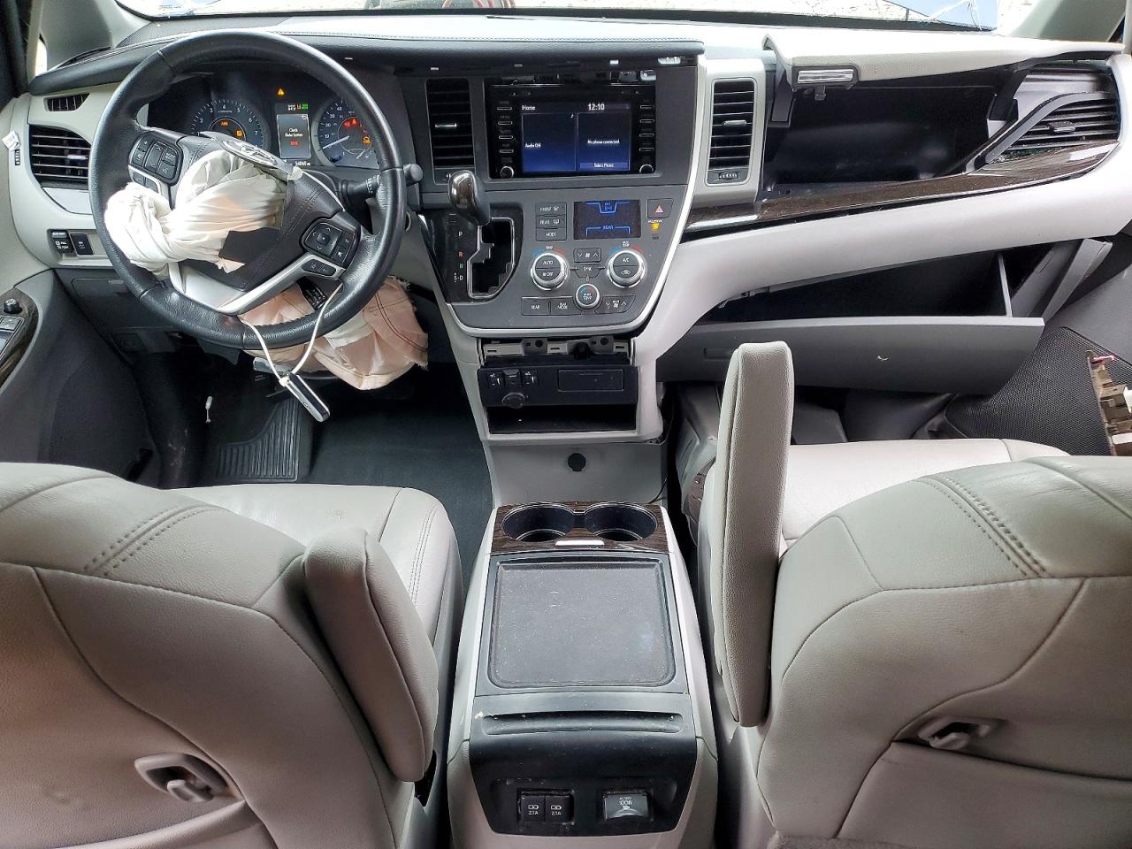 Toyota Sienna Xle 7-passenger