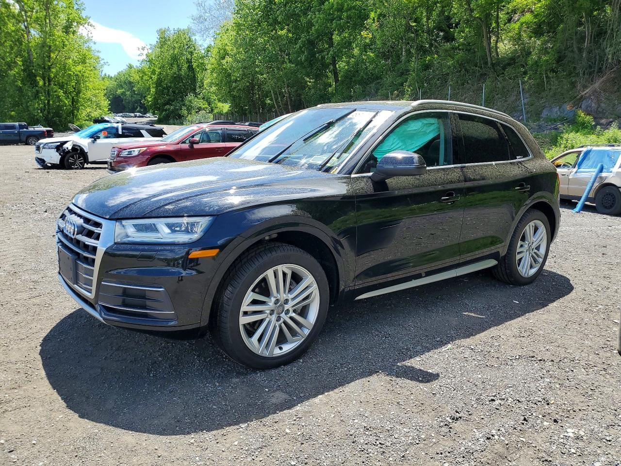 Salvage Audi Q5 Image