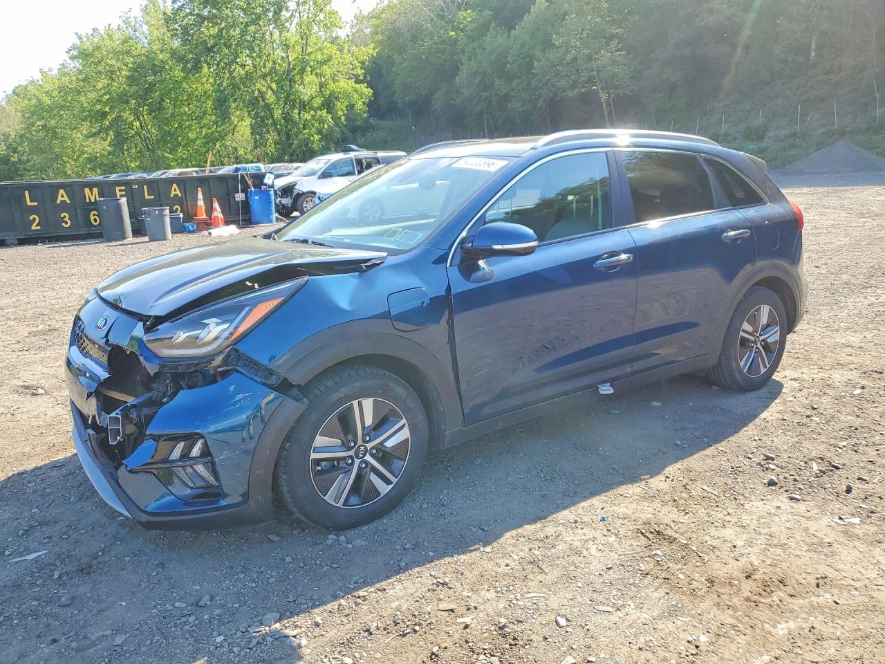 Salvage Kia Niro Image