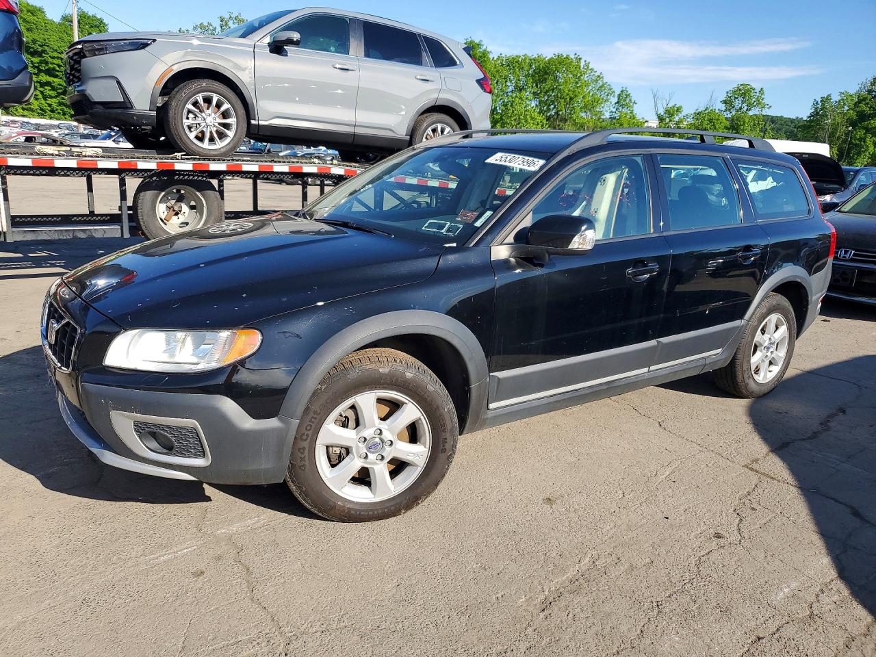 Salvage Volvo XC70 Image