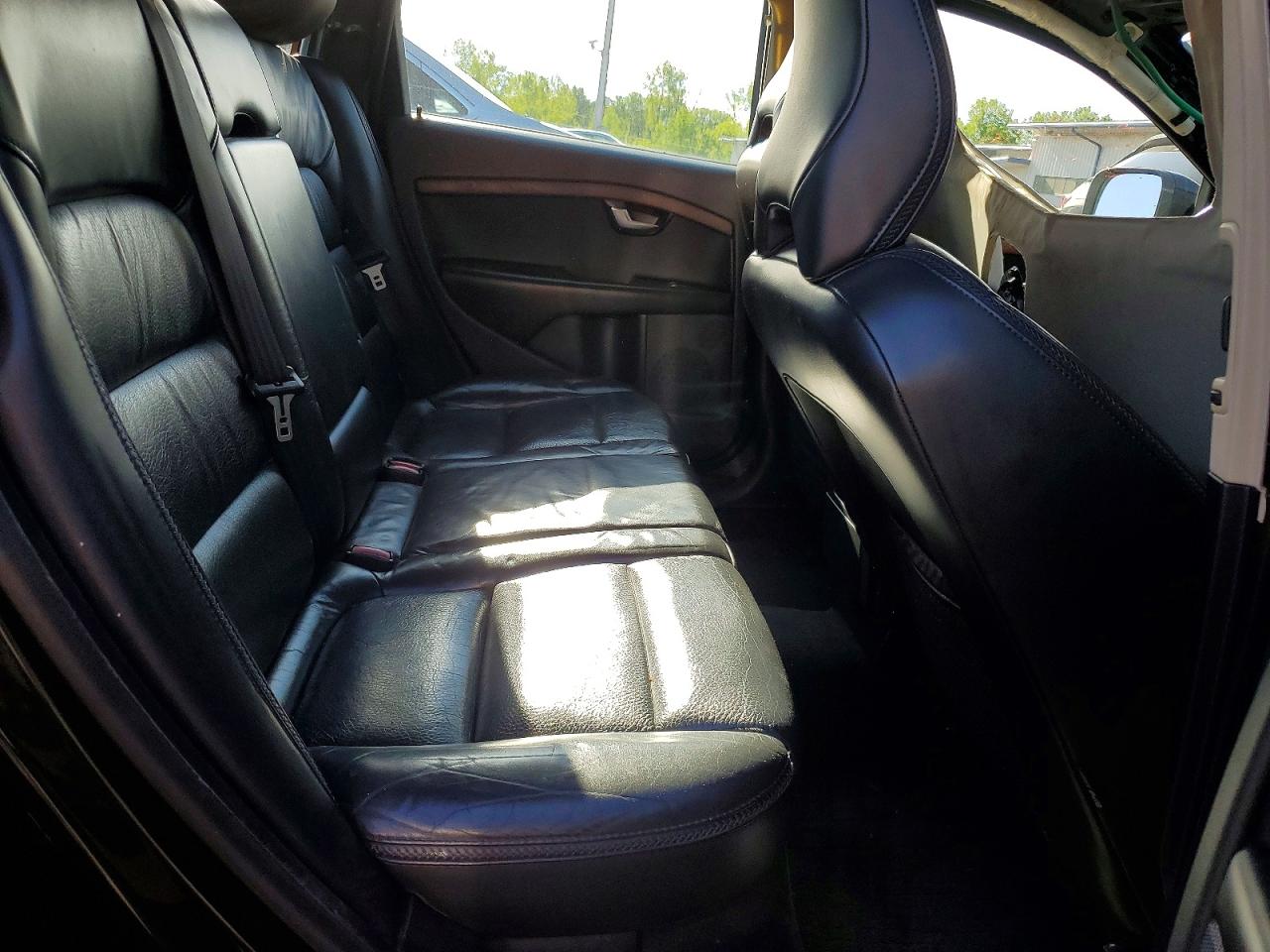 Volvo XC70 3.2