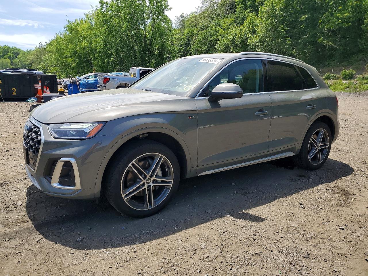 Salvage Audi Q5 Image