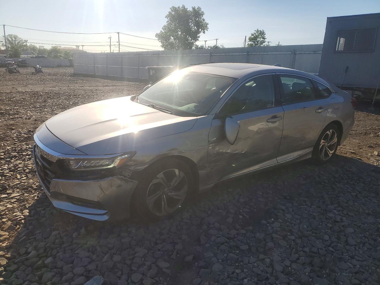 Salvage Honda Accord Image