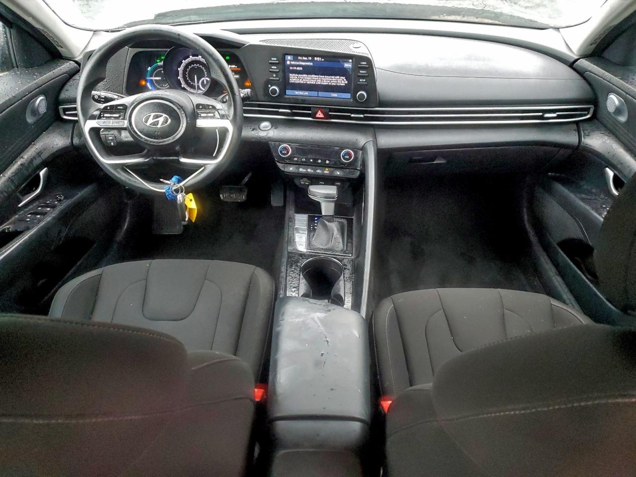 Hyundai ELANTRA Blue