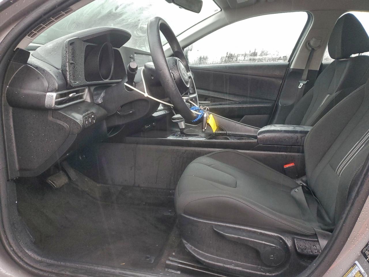 Hyundai ELANTRA Blue