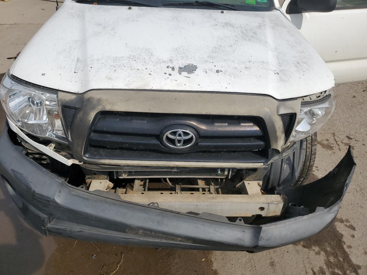Toyota Tacoma Base