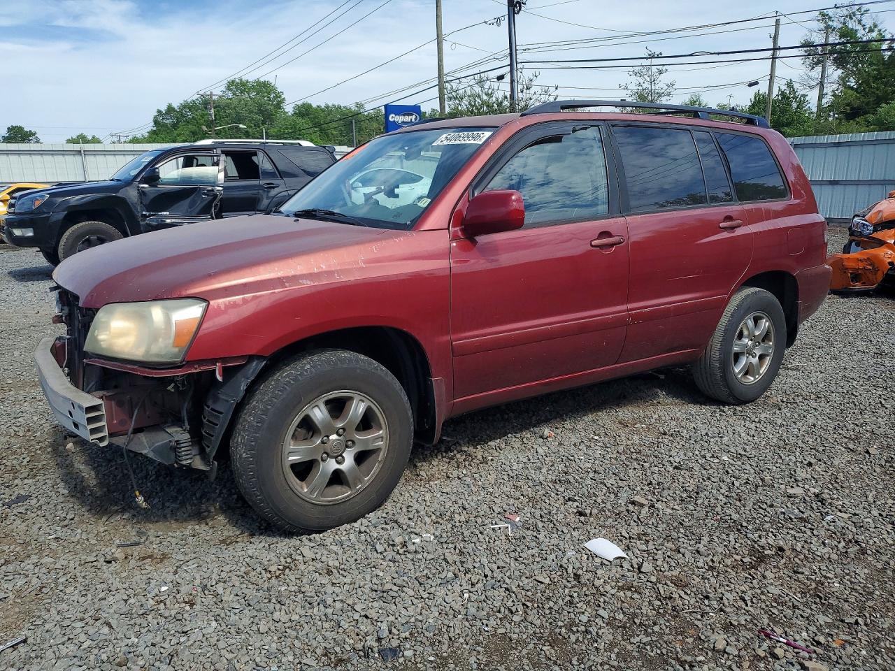 Salvage Toyota Highlander Image