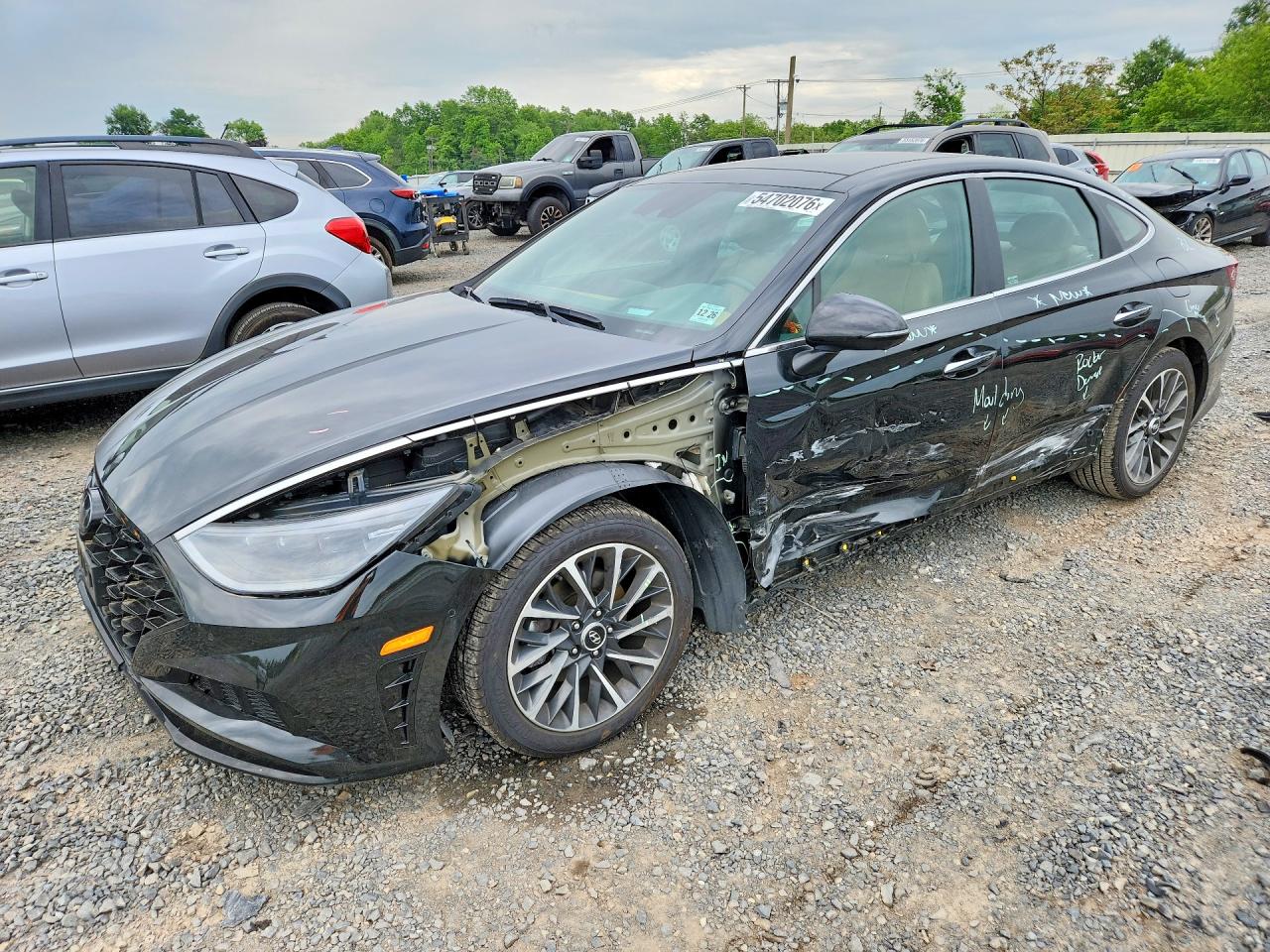 Salvage Hyundai SONATA Image