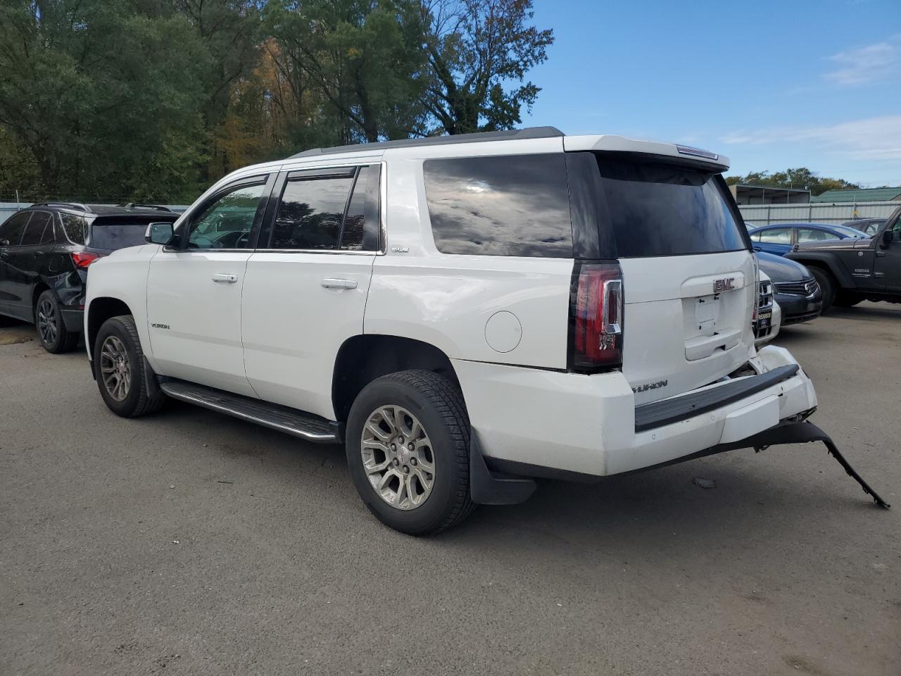 GMC Yukon Sle
