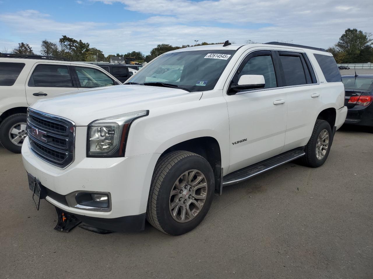 Salvage GMC Yukon Image
