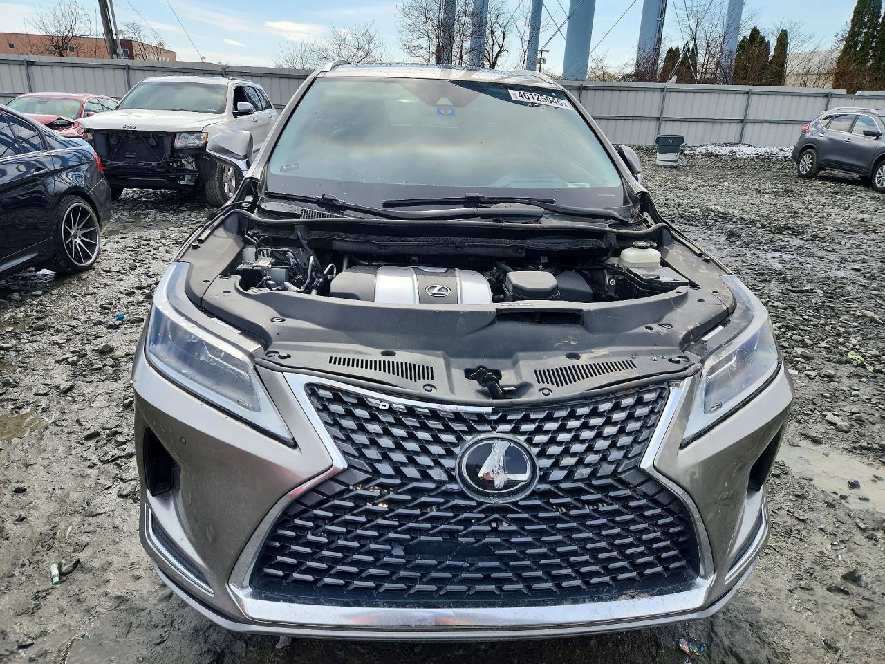 Lexus RX Base