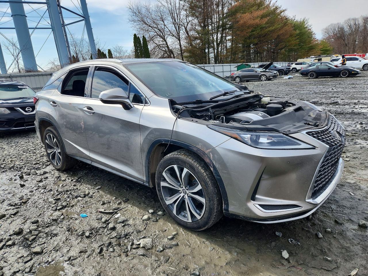 Lexus RX Base