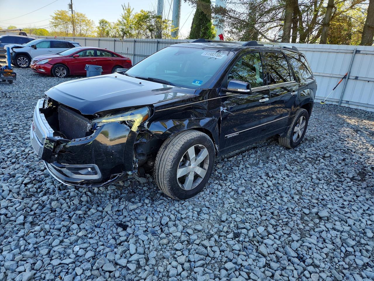 Salvage GMC Acadia Image