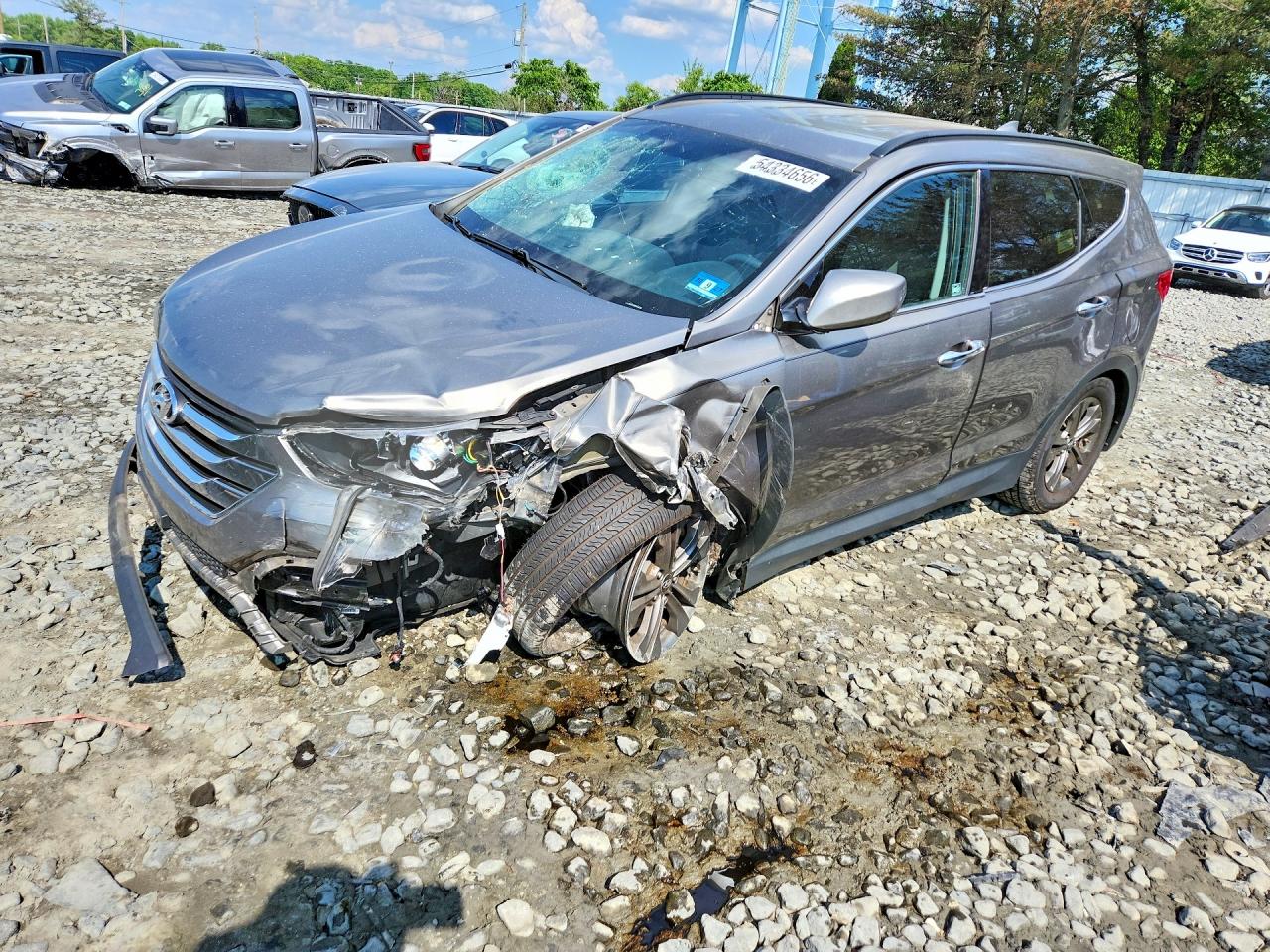 Salvage Hyundai SANTA FE Image
