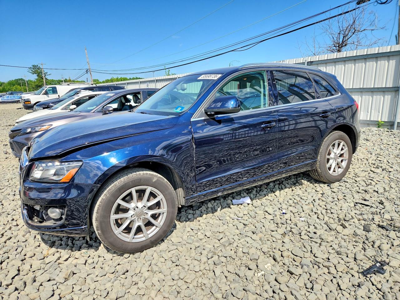 Salvage Audi Q5 Image