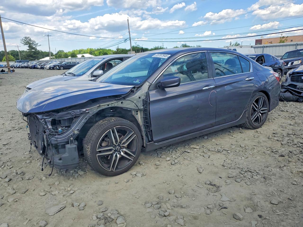 Salvage Honda Accord Image