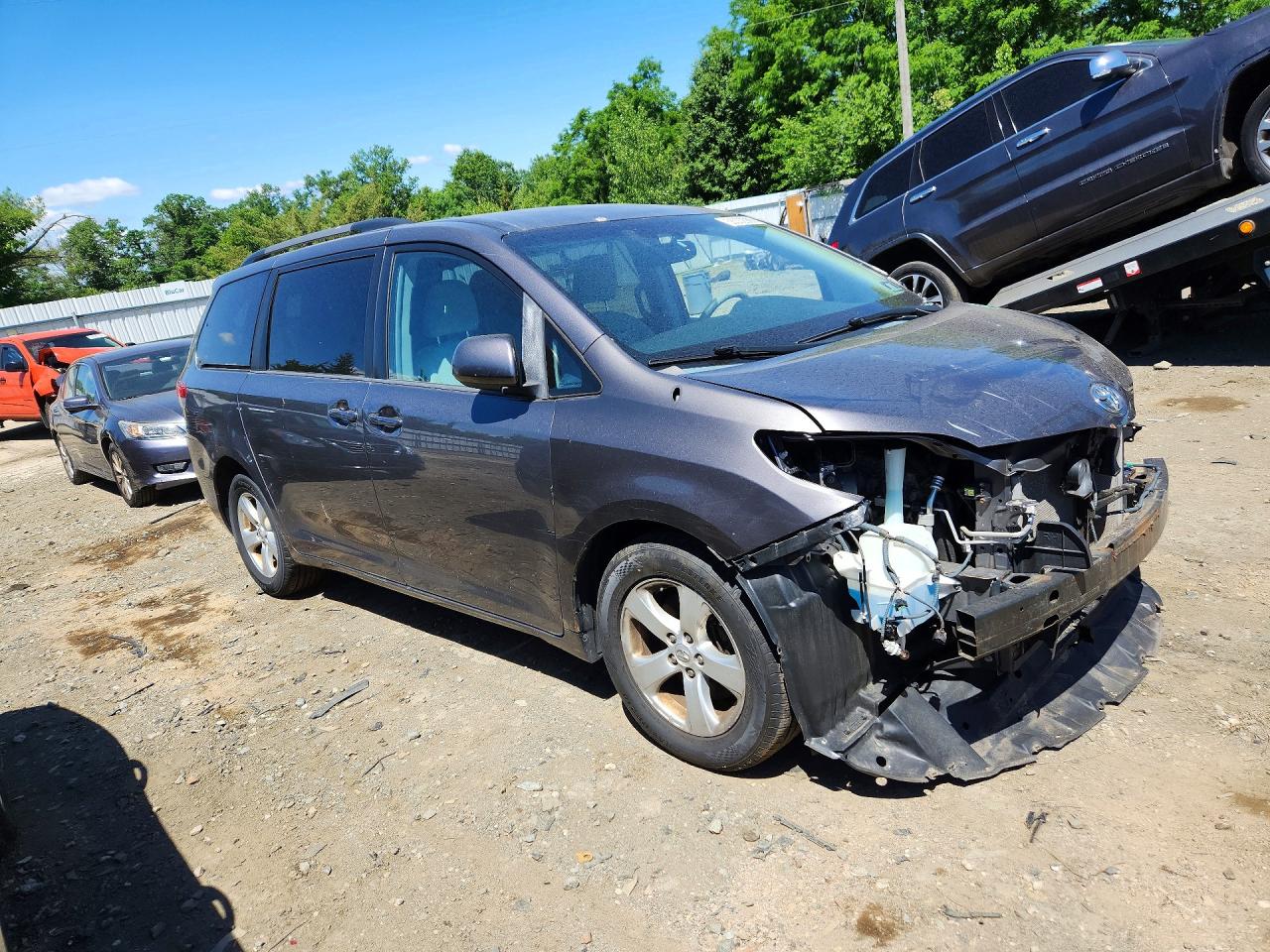 Toyota Sienna Le