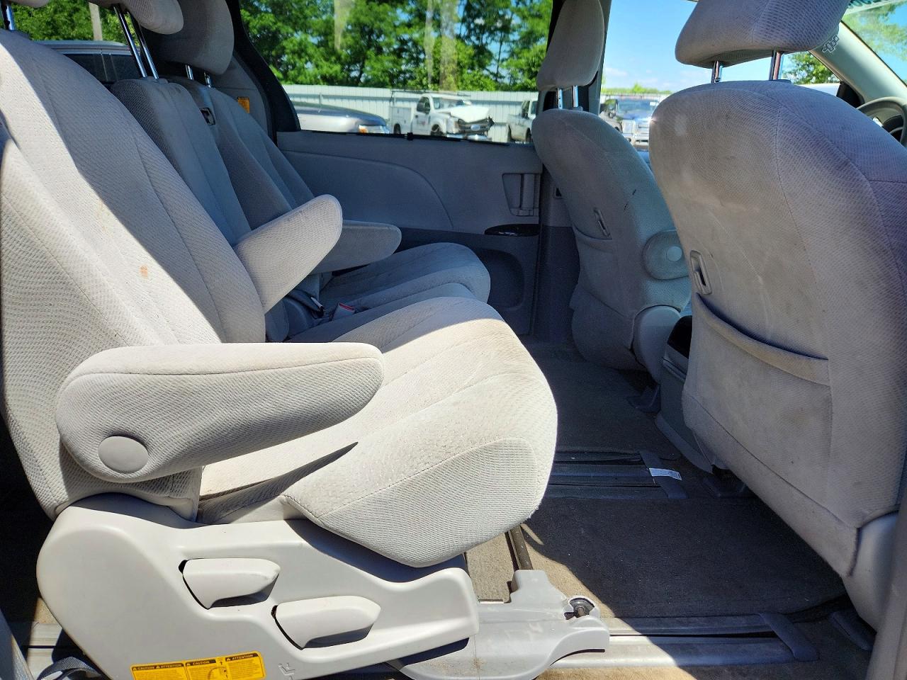 Toyota Sienna Le