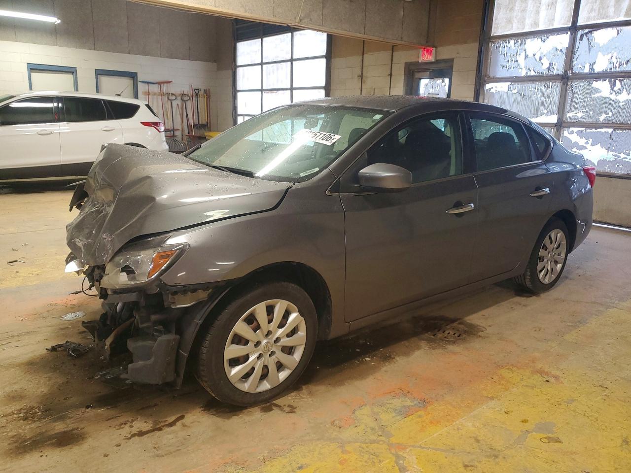 Salvage Nissan Sentra Image