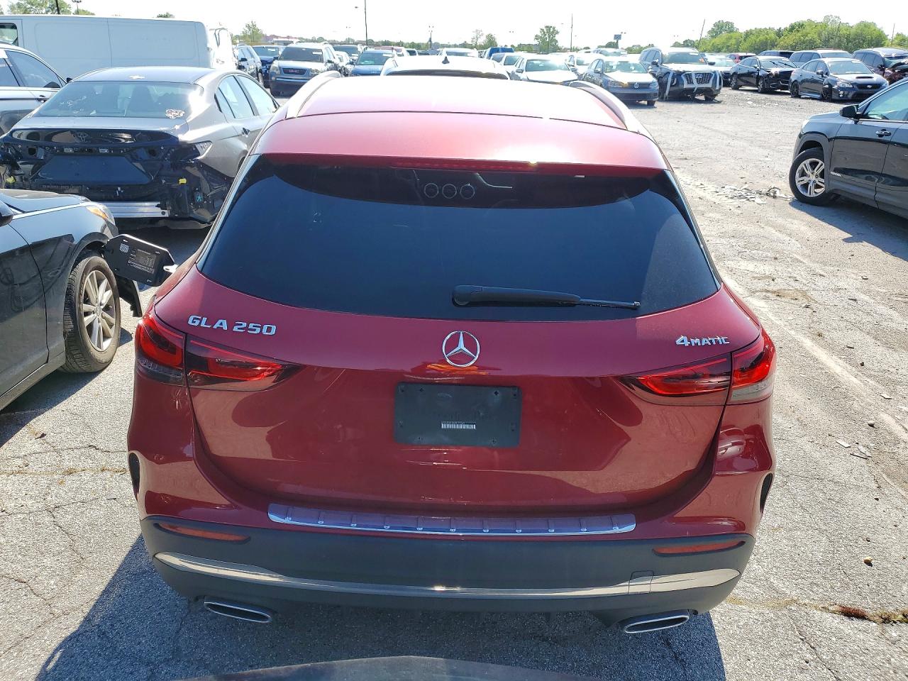 Mercedes-Benz GLA 250 4matic