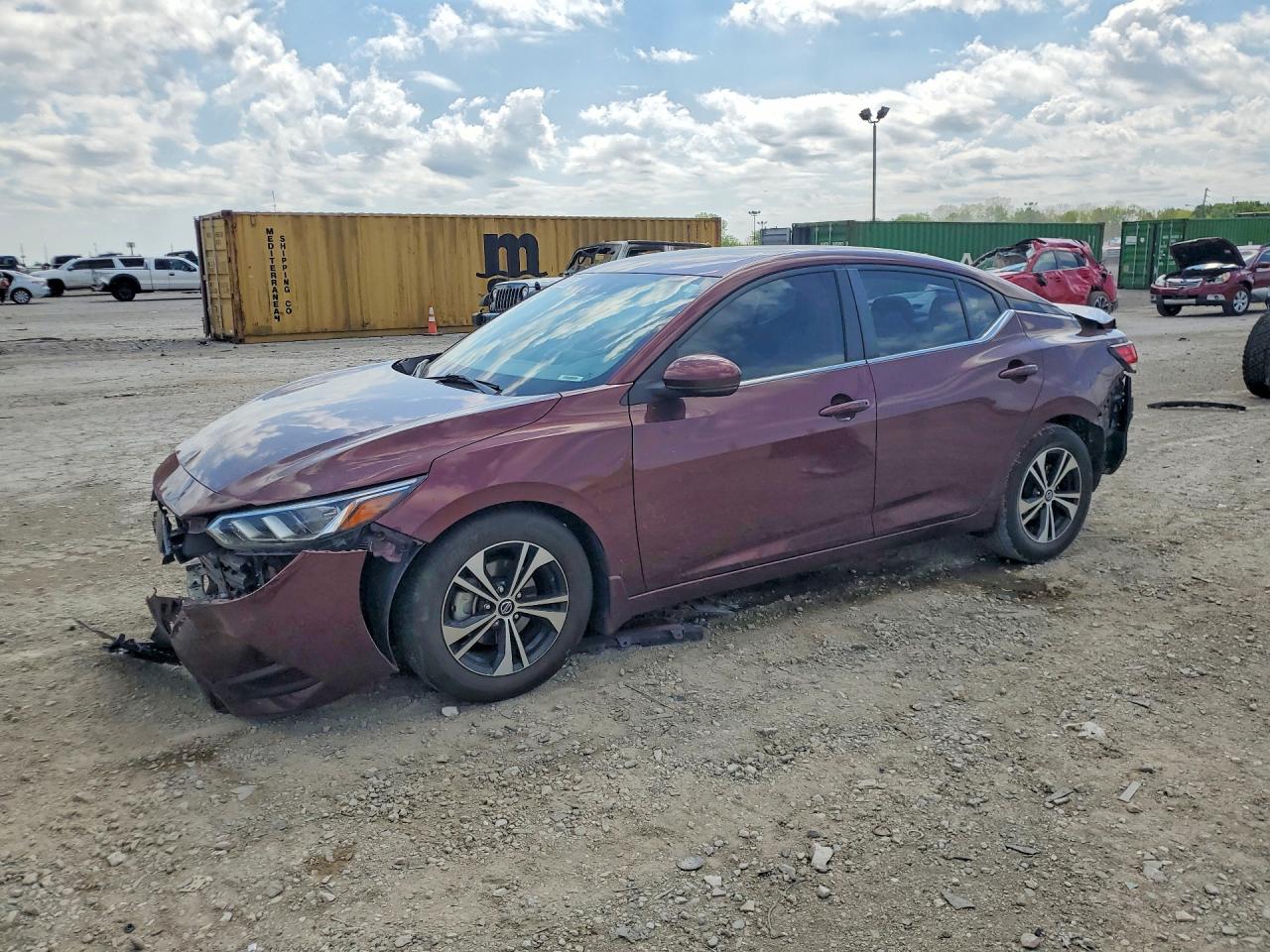 Salvage Nissan Sentra Image