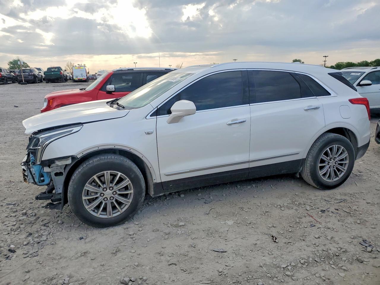Salvage Cadillac XT5 Image