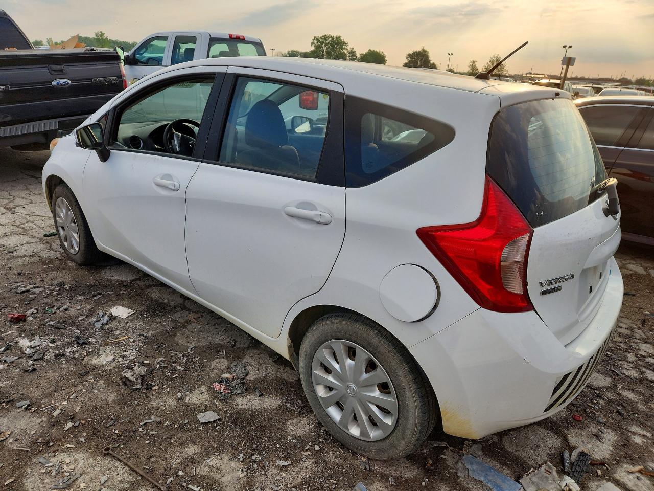 Nissan Versa S Plus