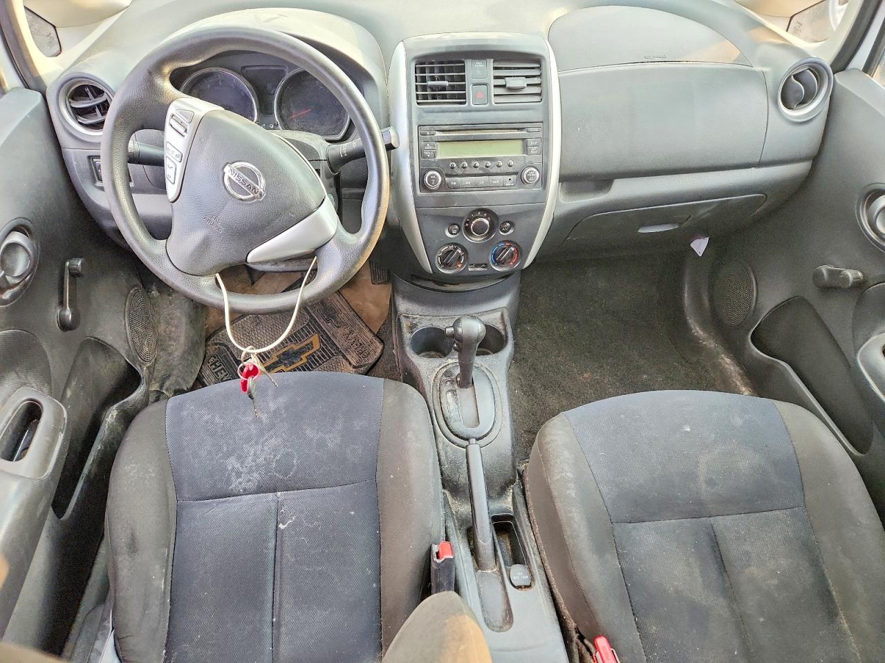 Nissan Versa S Plus