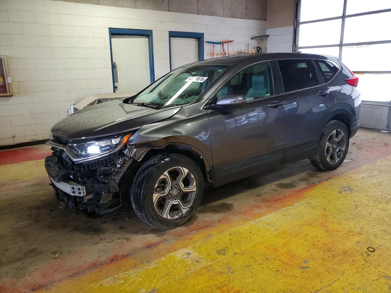 Salvage Honda Crv Image