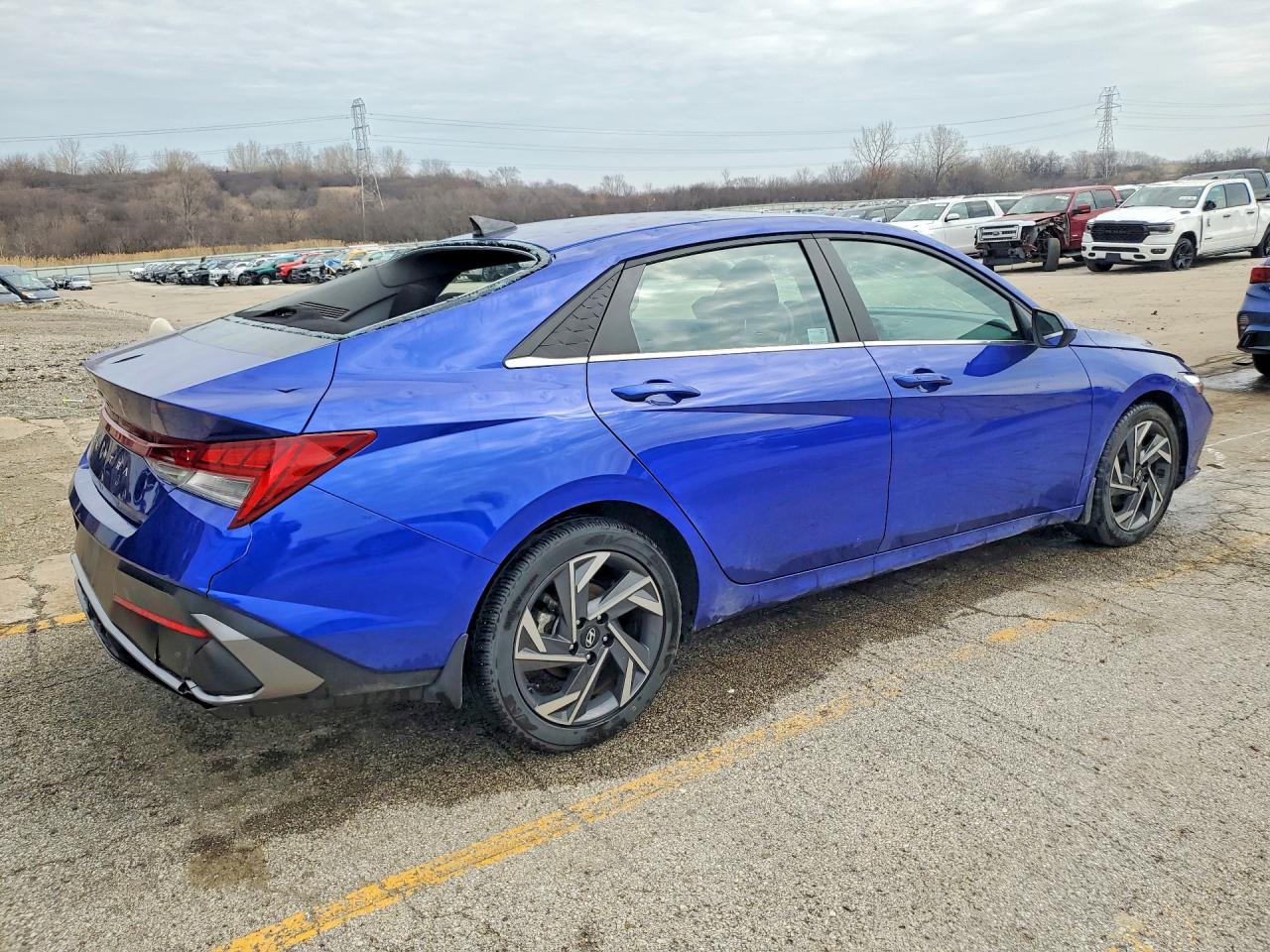 Hyundai ELANTRA Sel
