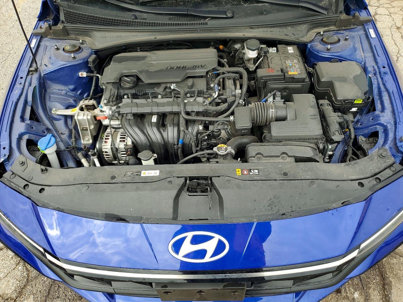 Hyundai ELANTRA Sel