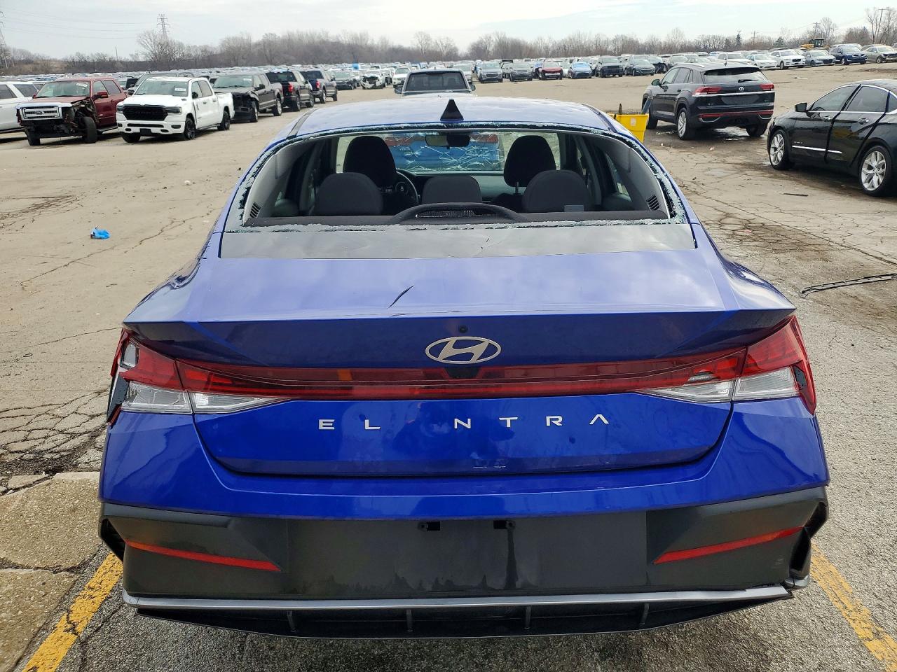 Hyundai ELANTRA Sel