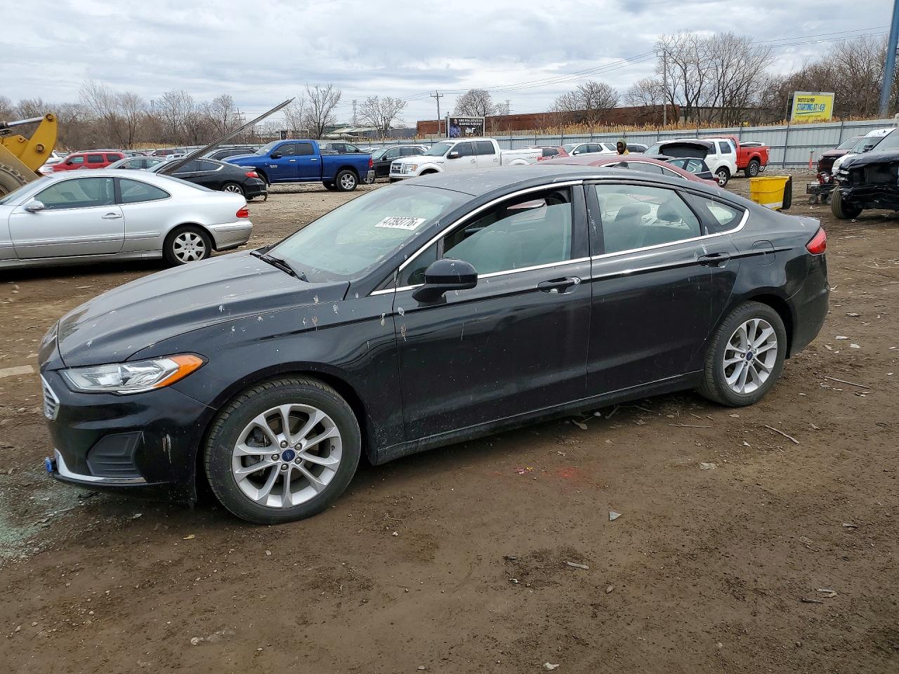 Salvage Ford Fusion Image