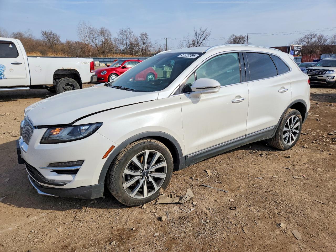 Salvage Lincoln MKC Image
