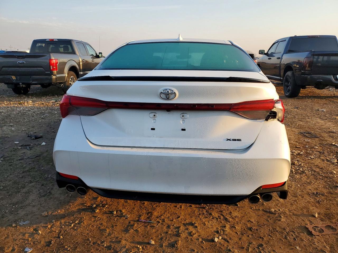 Toyota Avalon Xse
